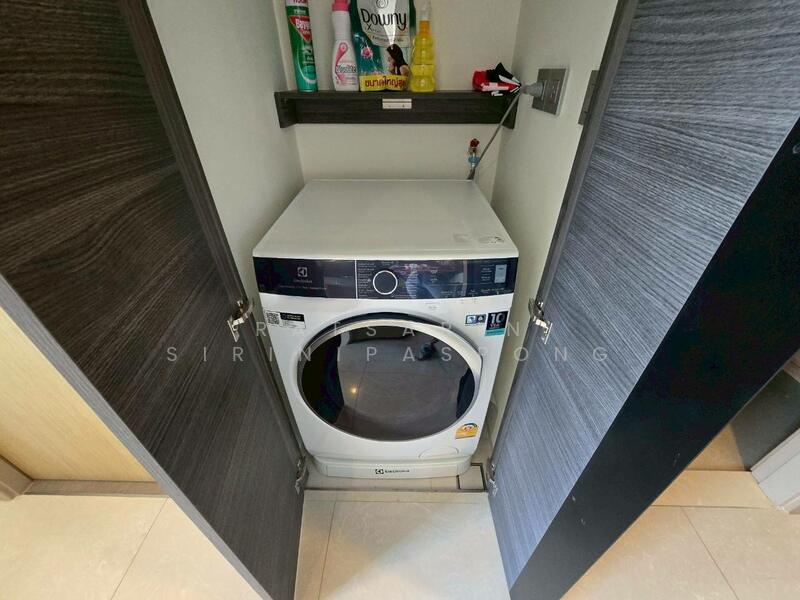 The Esse Asoke, Bangkok, 333 Soi Sukhumvit 21, Sukhumvit Road, Khlongtoei Nua, Watthana, Bangkok, 2 Bedrooms, 74 sqm, Condo For Rent, by Ratsarin Sirinipaspong, 11907085 - DDproperty.com
