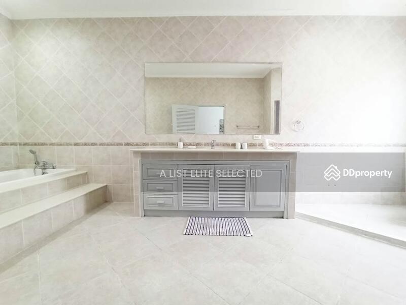 For Sale - New Pool Villa near the Beach - Pattaya, Chon Buri