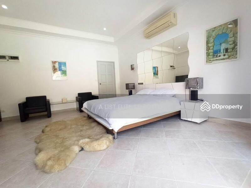 For Sale - New Pool Villa near the Beach - Pattaya, Chon Buri