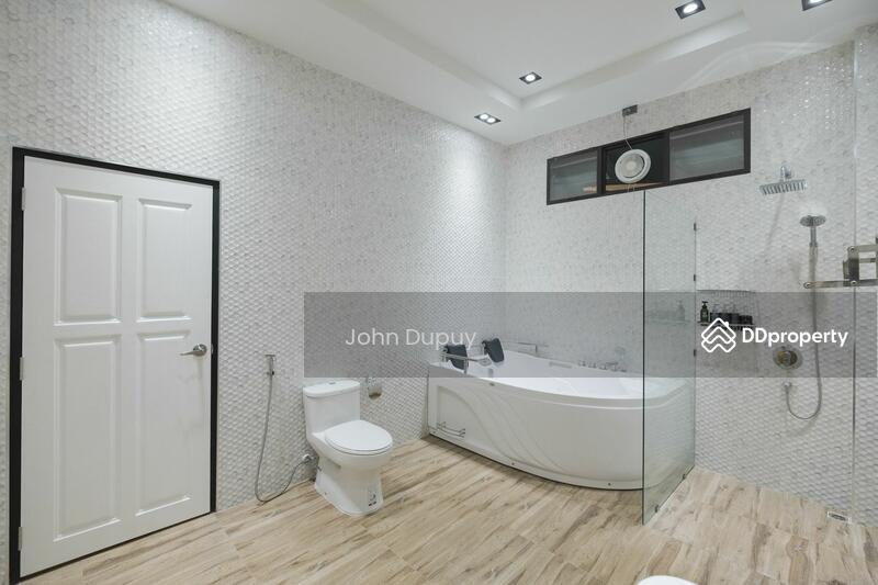 For Sale - Luxury Pool Villa Kham Yai Ubon Ratchathani Thailand, Ubon Ratchathani