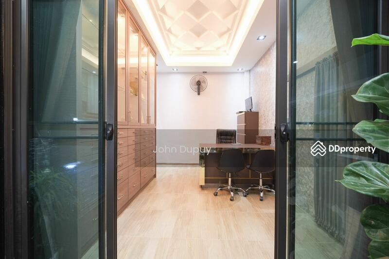 For Sale - Luxury Pool Villa Kham Yai Ubon Ratchathani Thailand, Ubon Ratchathani