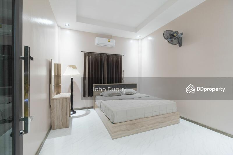 For Sale - Luxury Pool Villa Kham Yai Ubon Ratchathani Thailand, Ubon Ratchathani