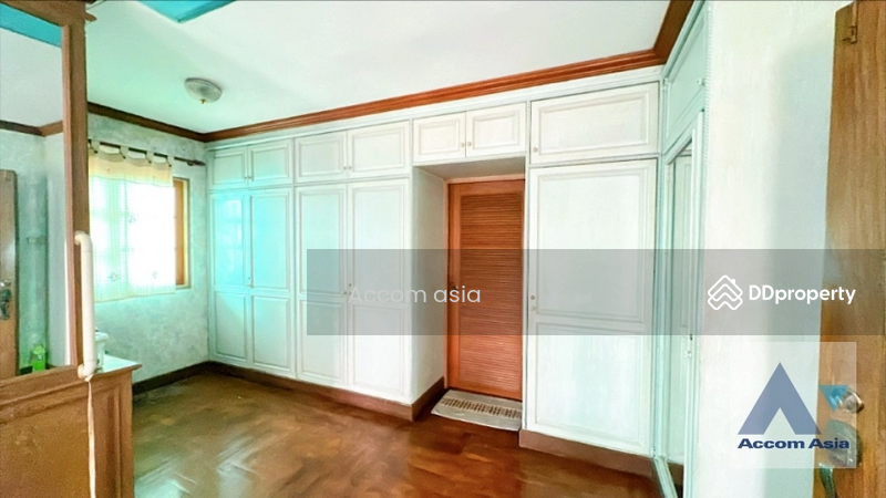 ให้เช่า - 4 BR-House in Bangkok, กรุงเทพ