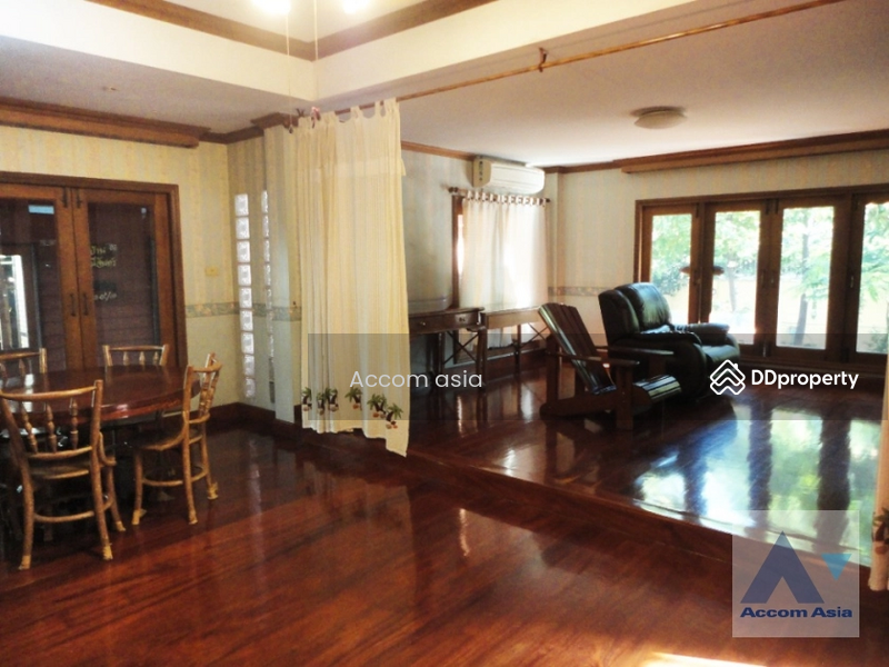 ให้เช่า - 4 BR-House in Bangkok, กรุงเทพ