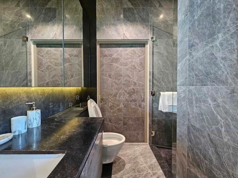 28 Chidlom, Bangkok, 28 Chit Lom Alley, Lumphini, Pathum Wan, Bangkok, 1 Bedroom, 51 sqm, Condo For Rent, by Ratsarin Sirinipaspong, 11909107 - DDproperty.com