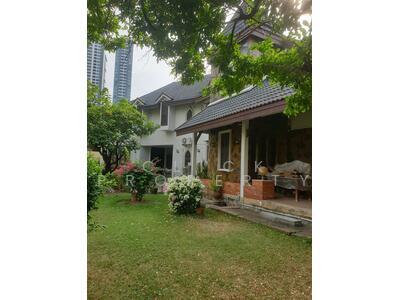 ขาย - บ้าน 2 ชั้น พร้อมที่ดิน, กรุงเทพ