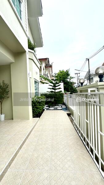 For Sale - Baan Fah Piyarom Pruekwana, Pathum Thani