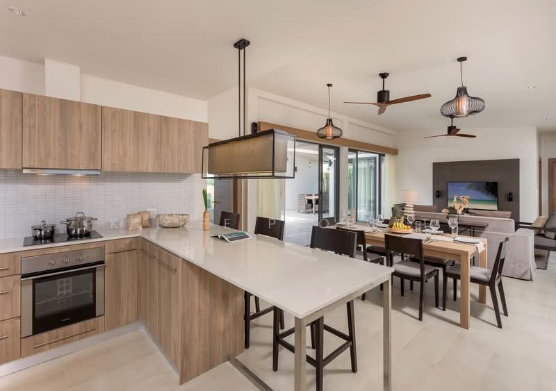 7R0150 Pool villa for rent 4 bedroom 3 bathroom 250,000/month at Rawai have fully furnished, ภูเก็ต, ราไวย์, เมืองภูเก็ต, ภูเก็ต, 350 ตร.ม., วิลล่า ให้เช่า, โดย PK LIFE Property, 11910173 - DDproperty.com