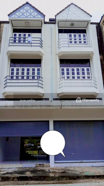 ขาย - ขายอาคารพาณิชย์ 3 ชั้นครึ่ง 2 คูหา เนื้อที่ 32 ตร.ว. หมู่บ้าน บดินทรรักษา 2 คู้บอน 27 แยก 16-18, กรุงเทพ