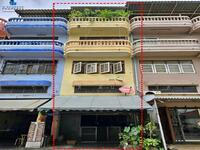 ขาย - ขายด่วน อาคารพาณิชย์ 3.5 ชั้น 15 ตร.วา ซ.ลาดพร้าว 15 ทำเลดี ใกล้ MRT ลาดพร้าว, กรุงเทพ