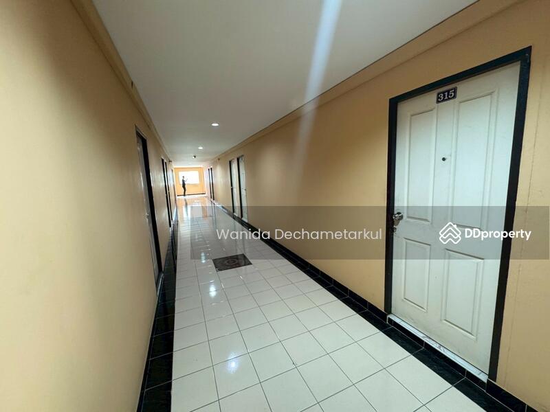 For Sale - Apartment for Sale Near Amata Nakorn Industrial Estate Fully occupied year-round price 32 mb!!, Chon Buri