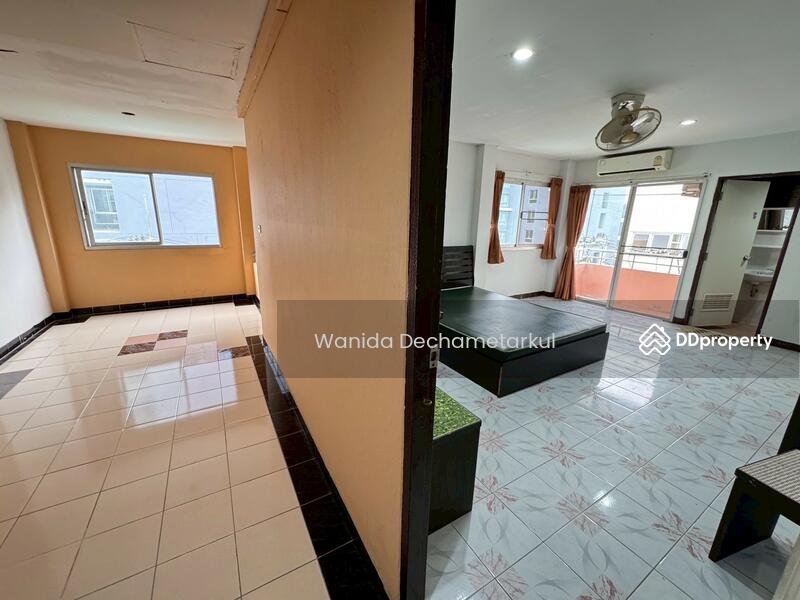 For Sale - Apartment for Sale Near Amata Nakorn Industrial Estate Fully occupied year-round price 32 mb!!, Chon Buri