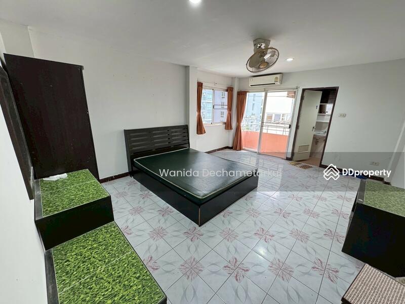 For Sale - Apartment for Sale Near Amata Nakorn Industrial Estate Fully occupied year-round price 32 mb!!, Chon Buri
