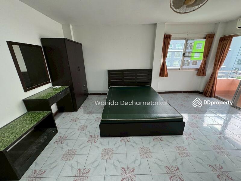 For Sale - Apartment for Sale Near Amata Nakorn Industrial Estate Fully occupied year-round price 32 mb!!, Chon Buri