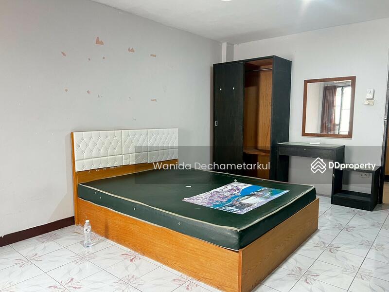 For Sale - Apartment for Sale Near Amata Nakorn Industrial Estate Fully occupied year-round price 32 mb!!, Chon Buri