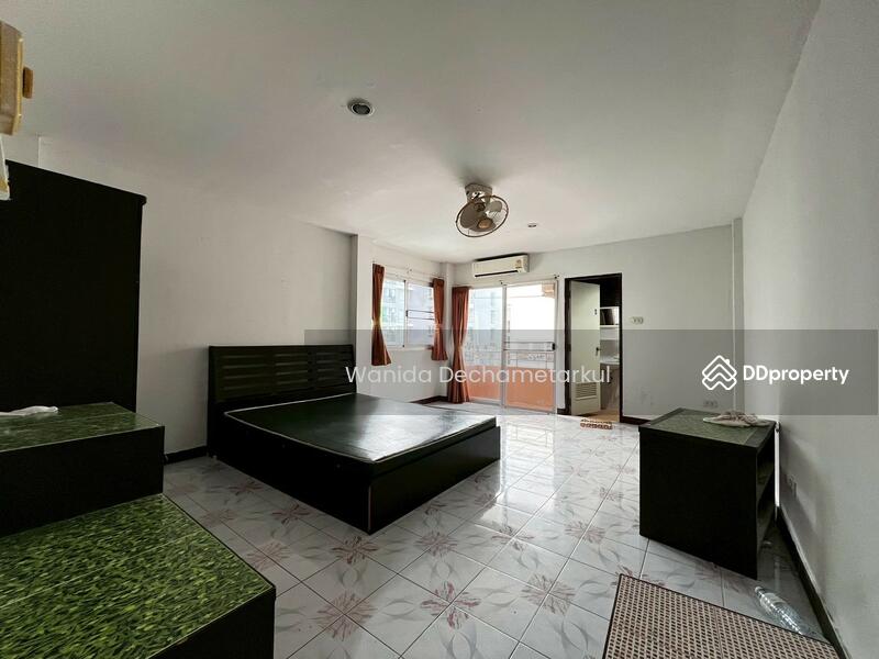 For Sale - Apartment for Sale Near Amata Nakorn Industrial Estate Fully occupied year-round price 32 mb!!, Chon Buri