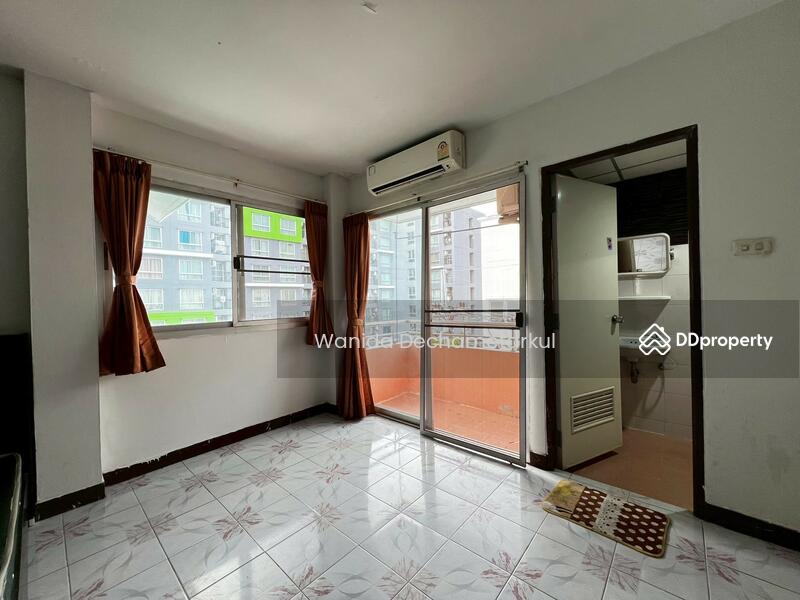 For Sale - Apartment for Sale Near Amata Nakorn Industrial Estate Fully occupied year-round price 32 mb!!, Chon Buri