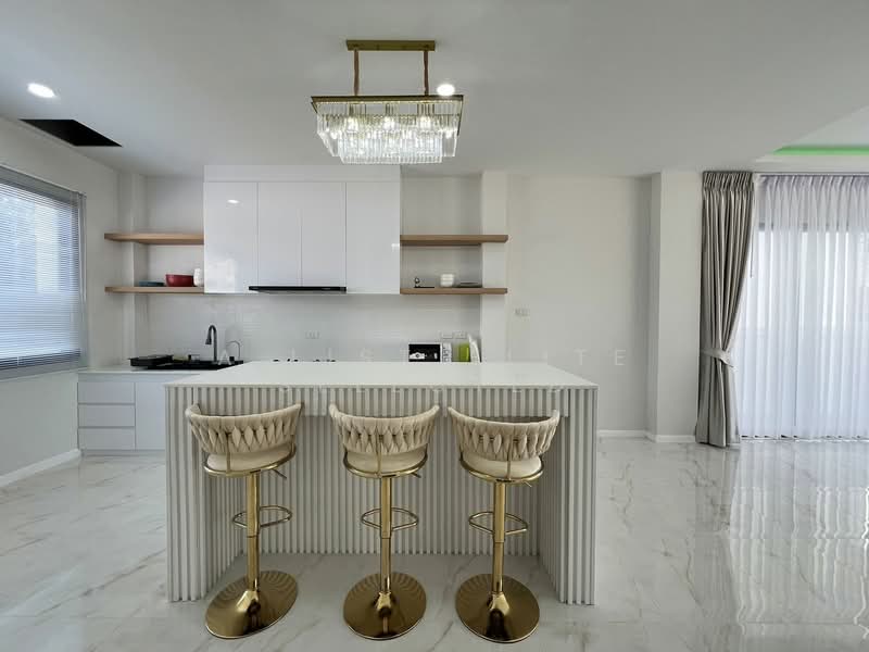 Luxury Pool Villa near Jomtien Beach, , 4 Bedrooms, 472 sqm, Villa For Sale, by A LIST ELITE SELECTED, 11910556 - DDproperty.com