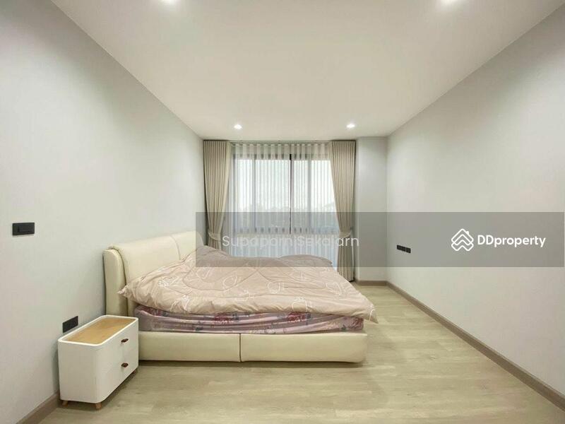ให้เช่า - บ้านเดี่ยว 3 ชั้นครึ่ง ซอยลาดพร้าว 58 บ้านสร้างใหม่สไตล์ Modern Minimal พร้อมลานจอดรถส่วนตัว, กรุงเทพ
