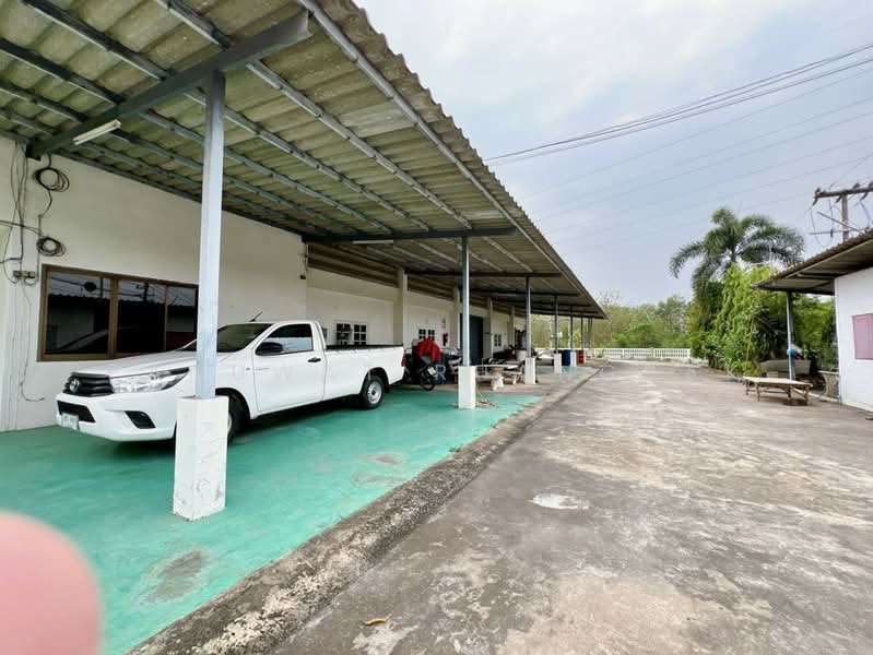 สีคิ้ว ติดถนนมิตรภาพ, นครราชสีมา, - -, มิตรภาพ, สีคิ้ว, นครราชสีมา, 750 ตร.ม., โกดัง-โรงงาน ขาย, โดย Panuwat Ruangrak, 11911457 - DDproperty.com