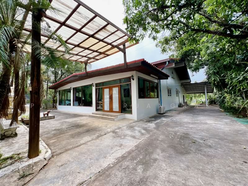 สีคิ้ว ติดถนนมิตรภาพ, Nakhon Ratchasima, -, Mittraphap, Sikhiu, Nakhon Ratchasima, , 750 sqm, Warehouse/Factory For Sale, by Panuwat Ruangrak, 11911457 - DDproperty.com
