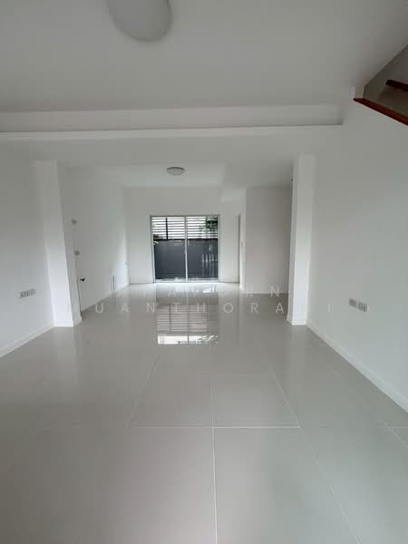 Indy Bangyai, Nonthaburi, Kanchanaphisek Road, Sao Thong Hin, Bang Yai, Nonthaburi, 2 Bedrooms, 81 sqm, Townhouse For Sale, by Apaporn Muanthorani, 11911643 - DDproperty.com