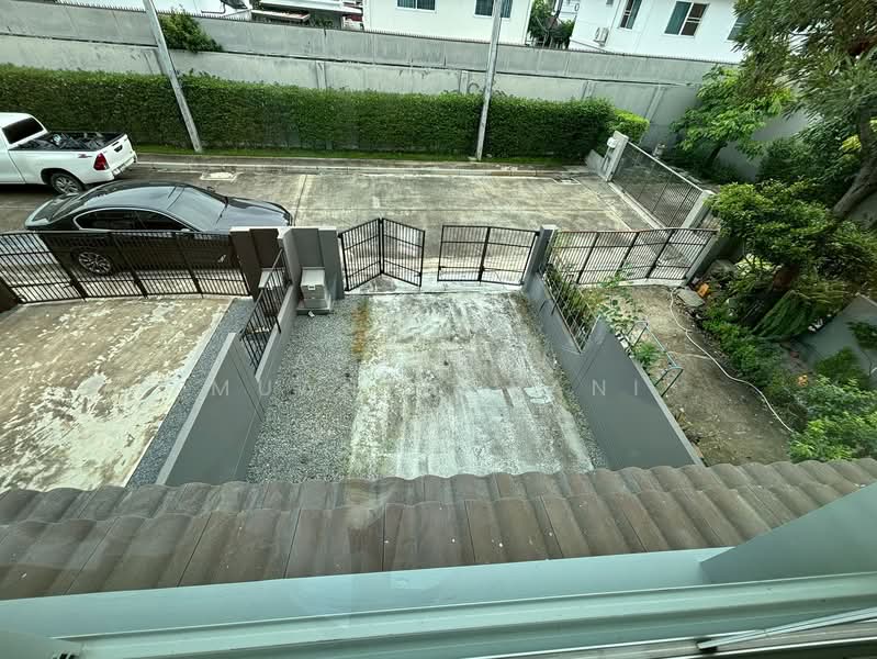 Indy Bangyai, Nonthaburi, Kanchanaphisek Road, Sao Thong Hin, Bang Yai, Nonthaburi, 2 Bedrooms, 81 sqm, Townhouse For Sale, by Apaporn Muanthorani, 11911643 - DDproperty.com