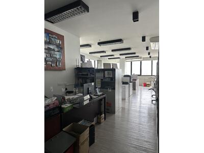 ขาย - ขายออฟฟิศ อาคารชำนาญเพ็ญชาติบิสซิเนสเซ็นเตอร์ ห้วยขวาง (พื้นที่ 796.47 ตรม. ), กรุงเทพ