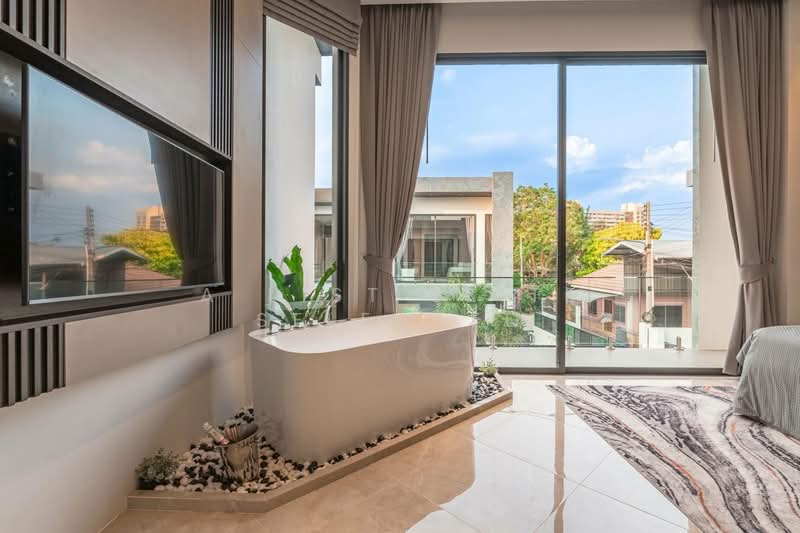 Luxury Modern Pool Villa Near Jomtien Beach, , 5 Bedrooms, 300 sqm, Villa For Sale, by A LIST ELITE SELECTED, 11911714 - DDproperty.com