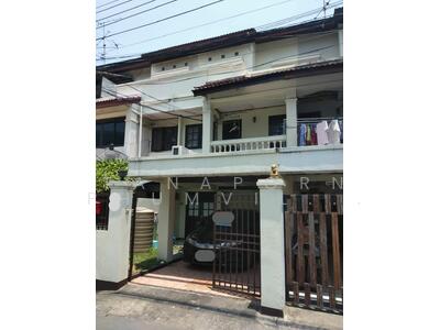 ขาย - Khlong Chan, กรุงเทพ