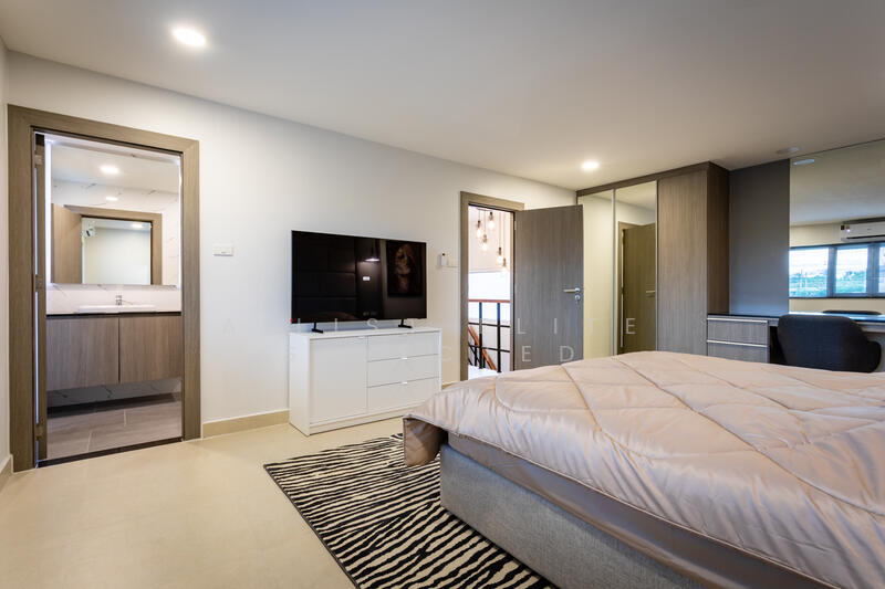 Stunning Pattaya Pool Villa - Ready to Move In, Chon Buri (Pattaya), Nong Pru, Bang Lamung (Pattaya), Chon Buri (Pattaya), 4 Bedrooms, 474 sqm, Villa For Sale, by A LIST ELITE SELECTED, 11911770 - DDproperty.com