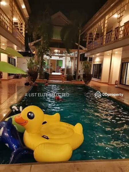 For Sale - Luxury Pool Villa near the Sea - Pattaya, Chon Buri