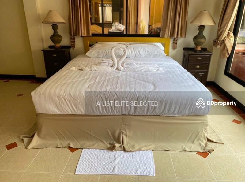 For Sale - Luxury Pool Villa near the Sea - Pattaya, Chon Buri