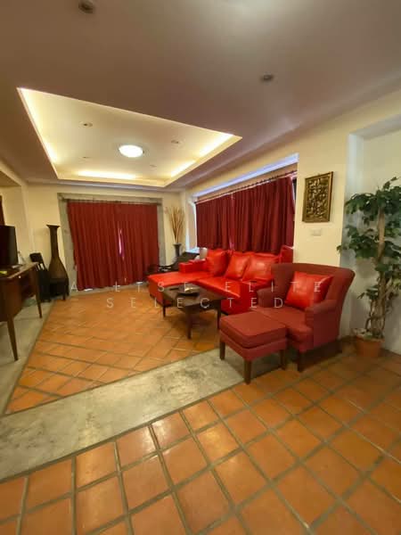 Hotel Near Jomtien Beach - Prime Investment Opportunity, , , 2,000 sqm, Business For Sale, by A LIST ELITE SELECTED, 11911799 - DDproperty.com