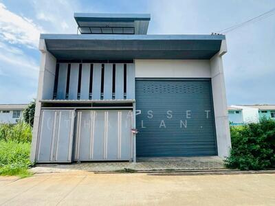 ขาย - ขาย / ให้เช่า โกดัง ลำลูกกาคลอง 4 ใกล้วงแหวน และตลาดเอซี รหัสทรัพย์ : F8029, ปทุมธานี