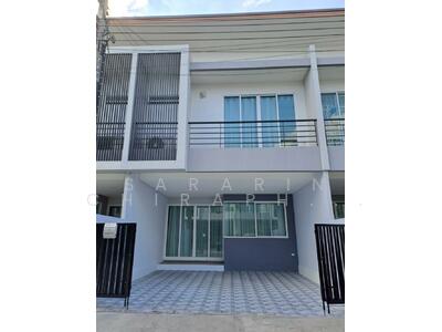 ขาย - The Miracle Plus Phet Kasem 63 : เดอะ มิราเคิล พลัส เพชรเกษม 63, กรุงเทพ