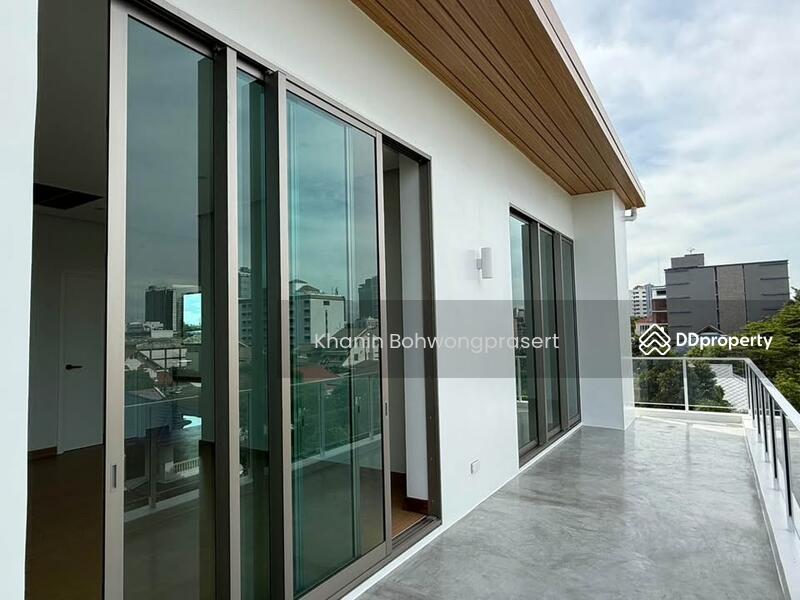 ให้เช่า - 2-Br House near BTS On Nut (2099003), กรุงเทพ