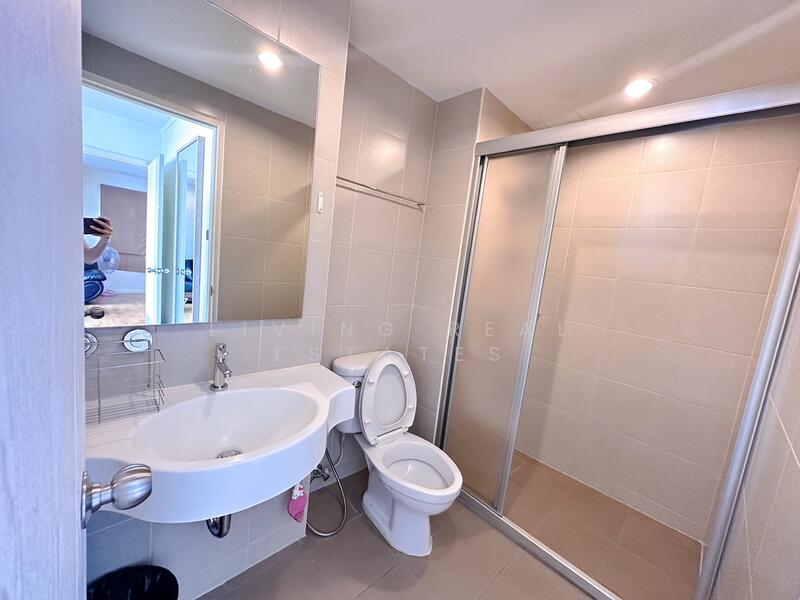 Lumpini Park Rattanathibet-Ngamwongwan, Nonthaburi, Rattanathibet Road, Bang Kra So, Muang Nonthaburi, Nonthaburi, 1 Bedroom, 37 sqm, Condo For Sale, by Living Real Estates, 11913419 - DDproperty.com