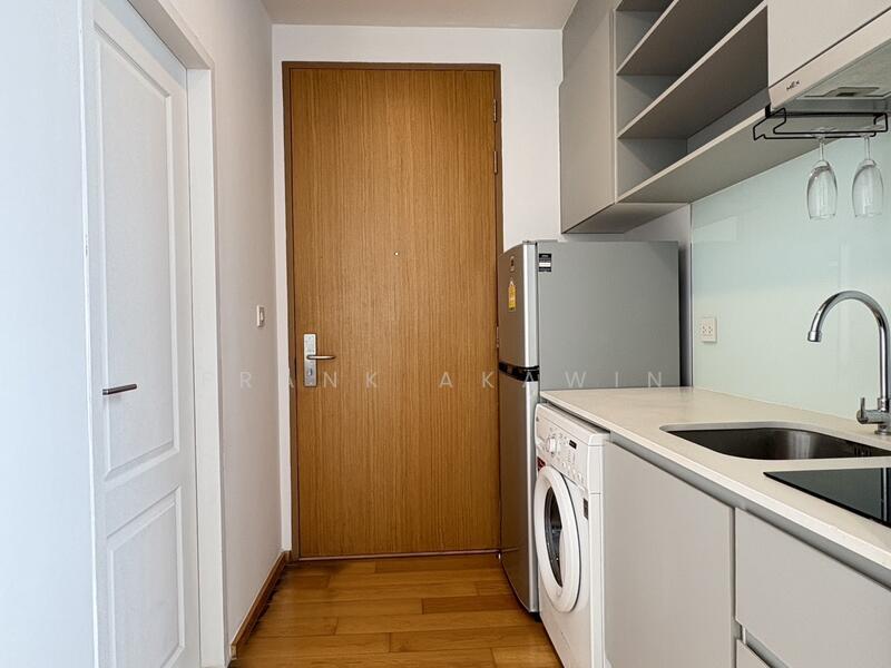 Noble Revo Silom, Bangkok, 88 Soi Surasak Surasak Road, Silom, Bang Rak, Bangkok, 1 Bedroom, 35 sqm, Condo For Rent, by Frank Akawin, 11913666 - DDproperty.com