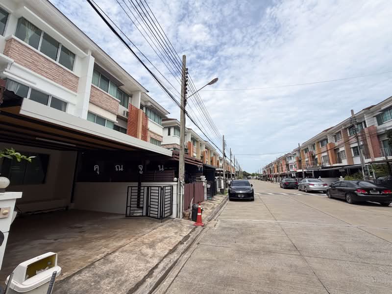 Town Plus Huamark : ทาวน์ พลัส หัวหมาก, กรุงเทพ, ถนนกรุงเทพกรีฑา, หัวหมาก, บางกะปิ, กรุงเทพ, 155 ตร.ม., ทาวน์เฮ้าส์ ขาย, โดย คุณจูน ทินาพร, 11914057 - DDproperty.com