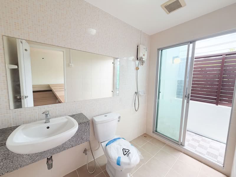 Town Plus Huamark, Bangkok, Krungthep Kreetha Road, Hua Mak, Bang Kapi, Bangkok, 3 Bedrooms, 155 sqm, Townhouse For Sale, by คุณจูน ทินาพร, 11914057 - DDproperty.com