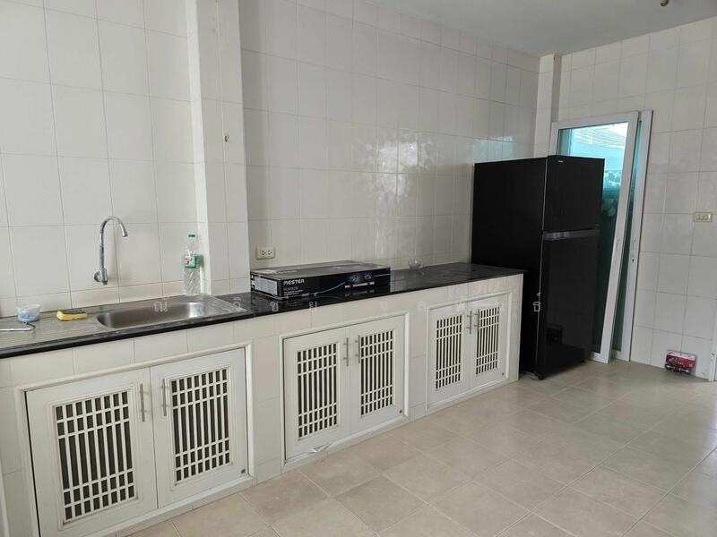 Perfect Place Sukhumvit 77-Suvarnabhumi, Samut Prakan, Lat Krabang Road, Rachathewa, Bang Plee, Samut Prakan, 4 Bedrooms, 270 sqm, Single Detached House For Rent, by ณัฐวิชย์ จุลพันธ์, 11914068 - DDproperty.com
