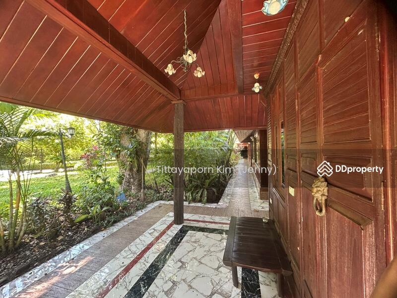 ขาย - บ้านพูลวิลล่า เนื้อที่ 1 ไร่ 1 งาน 69 ตรว มี 8 ห้องนอน 8 ห้องน้ำ ที่จอดรถกว้างขาง 69.5 ล้านบาท, ระยอง