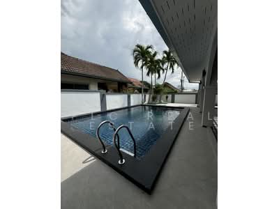 ขาย - พูลวิลล่า 3 ห้องนอน ในพัทยาแลนด์แอนด์เฮ้าส์, ชลบุรี