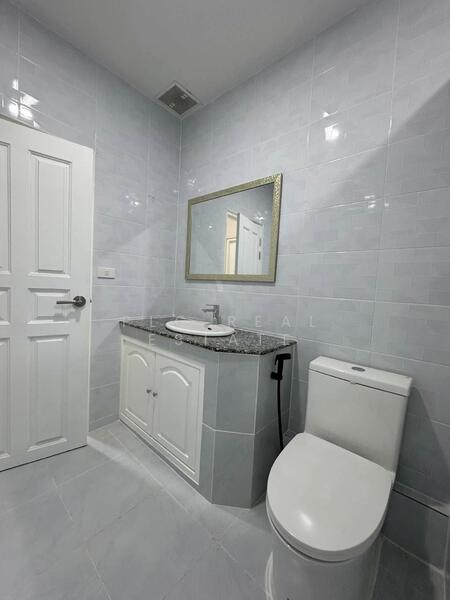 3 Bedrooms House at Pattaya Land And House Village close to East Pattaya, Chon Buri (Pattaya), Nong Pru, Bang Lamung (Pattaya), Chon Buri (Pattaya), 3 Bedrooms, 504 sqm, Villa For Sale, by PLC Real Estate, 11915221 - DDproperty.com