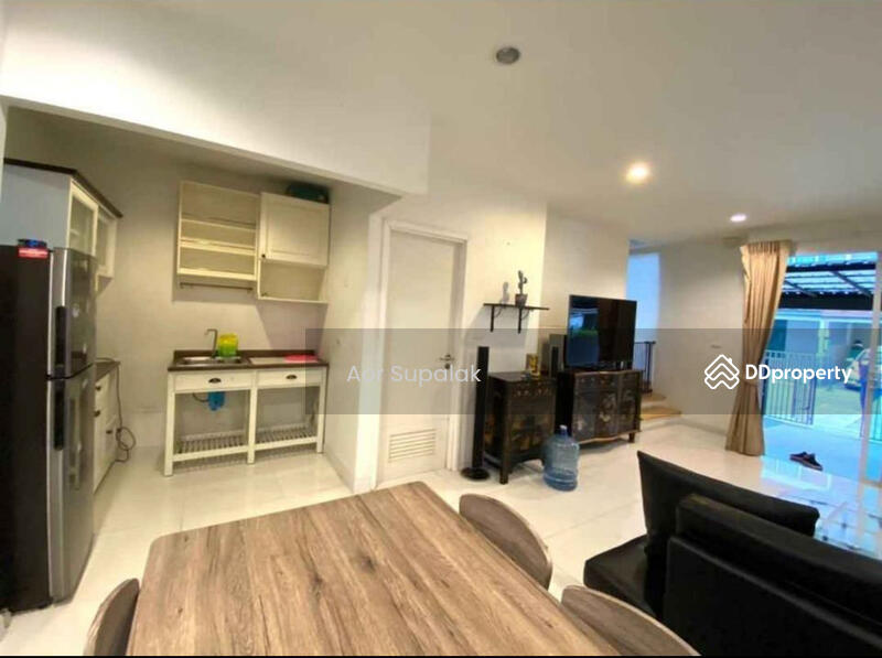 For Rent - Patio Pattanakarn 38, Bangkok