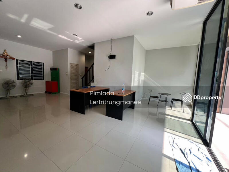 ขาย - Home Office ติดถนนหลักรามคำแหง, กรุงเทพ