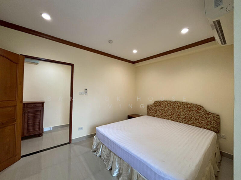 Promsak Mansion, Bangkok, สุขุมวิท 3 Sukhumvit, Khlong Tan Nua, Watthana, Bangkok, 3 Bedrooms, 120 sqm, Condo For Rent, by Bangkok House Living, 11915425 - DDproperty.com