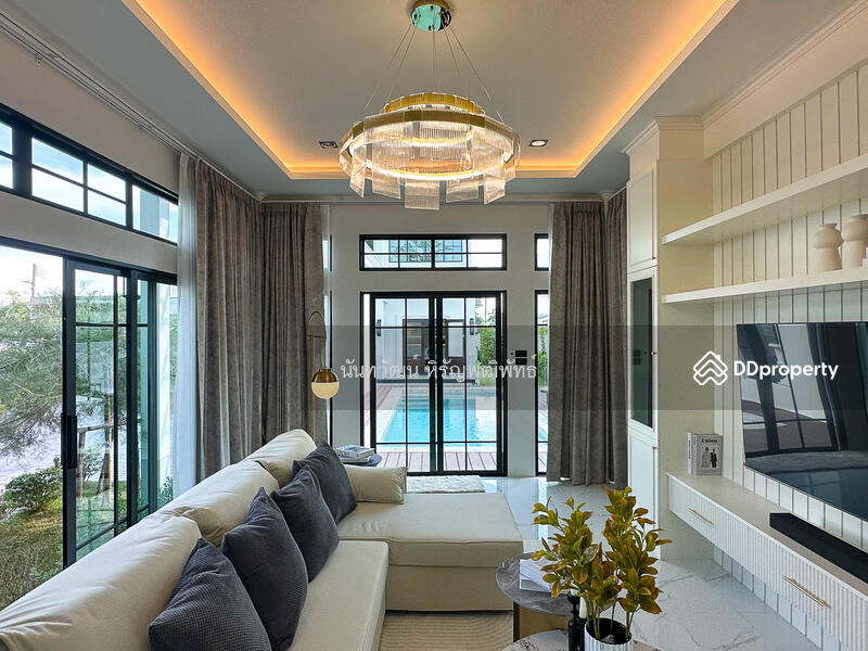 For Sale - Brand New Luxury European-Style 3 Bed Pool Villa in Doi Saket for Sale, Chiang Mai