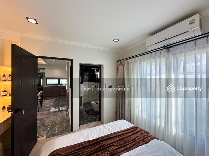 For Sale - Brand New Luxury European-Style 3 Bed Pool Villa in Doi Saket for Sale, Chiang Mai
